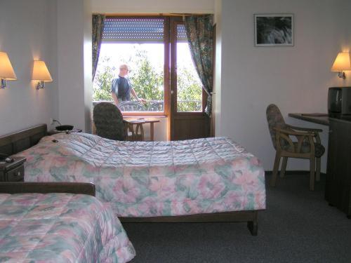Hotel Perekop แบร์ดอร์ฟ ภายนอก รูปภาพ