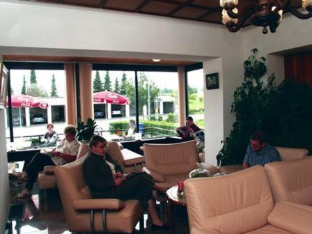 Hotel Perekop แบร์ดอร์ฟ ภายนอก รูปภาพ