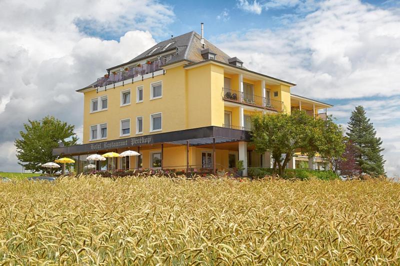 Hotel Perekop แบร์ดอร์ฟ ภายนอก รูปภาพ